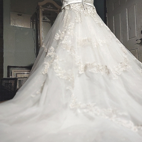 Meet your Posher, Kasandra - Picture 2 of 3